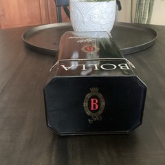 Vintage Bella Wine Gift Selection Tin Box Two Bottle Wines (England)