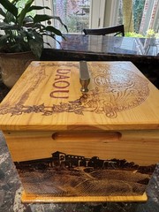 DAOU Wine Varnished Box w Lid. Paso Robles CA 8.5” Tall x 9.25” wide. Pls Read