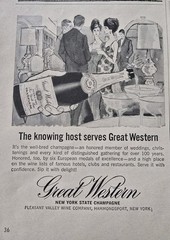 1964 Great Western New York State Champagne knowing host serves Ad