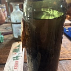 Inglenook Vineyards Vintage 1906 bottle rutherford napa original label