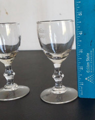SEBASTIANI VINEYARDS SOUVENIR WINE GLASS SET. ANNULAR MEDIAL KNOP STEM
