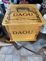 DAOU Wine Varnished Box w Lid. Paso Robles CA 8.5” Tall x 9.25” wide. Pls Read