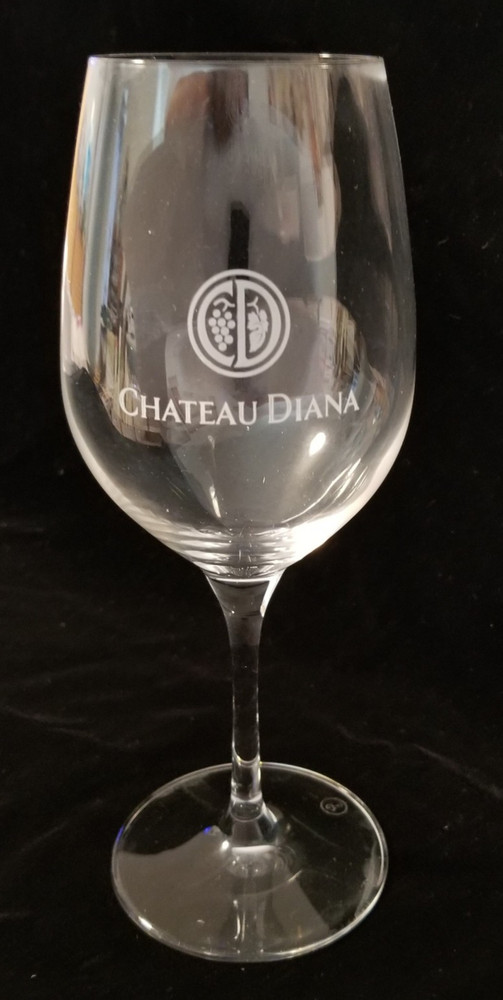 Chateau Diana – Healdsburg, CA – Wine Glass – 8-3/4&Prime; Tall – White Graphics