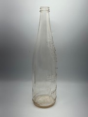 Vintage 12&Prime; Garrett Co. Virginia Dare Wine 4/5 Quart Glass Bottle, Nice