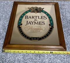 Vintage BARTLES & and JAYMES Premium Wine Cooler Logo Bar Mirror 19&Prime; x 15.5&Prime;