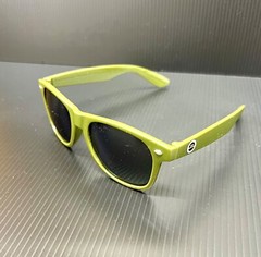 Kim Crawford Wine Sunglasses New Zealand Wayfare Style – Dk. Olive Green Frames