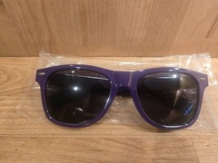 OFFICIAL NEW BAREFOOT PROMO SUNGLASSES NFL SPONSOR PURPLE WAYFARER WINE