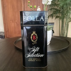 Vintage Bella Wine Gift Selection Tin Box Two Bottle Wines (England)