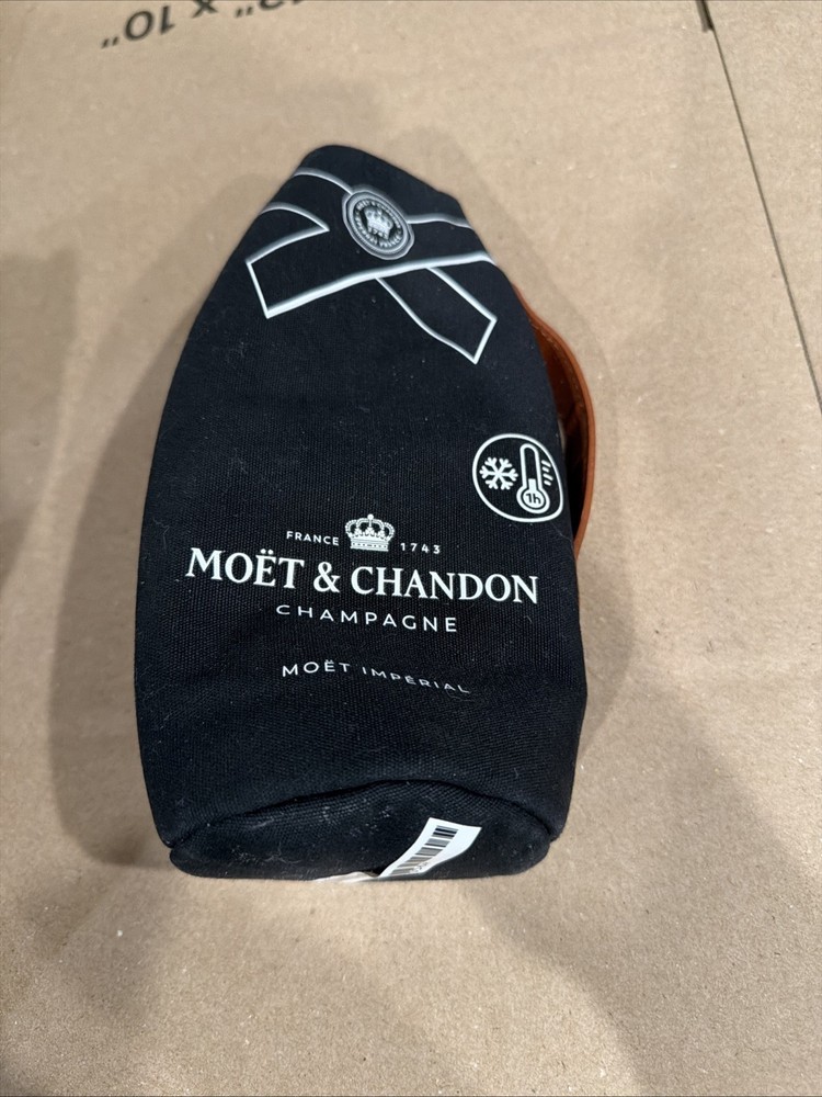 Moet & Chandon Champagne Zip Up Insulated Bottle Cover Jacket Sleeve Chiller
