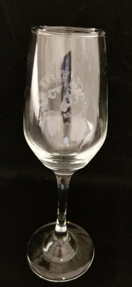 Maison Fondee 1827 – Wine / Champagne Glass – White Artwork – 8-1/2&Prime; Tall