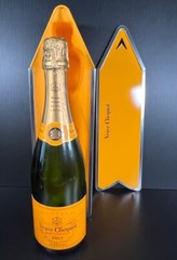 Veuve Clicquot Champagne Destination Blank Arrow Tin – Customizable- New