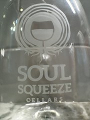 Soul Squeeze Cellars Logo Double Notch Stemless Crystal Wine Glass, 16 oz PO-LN