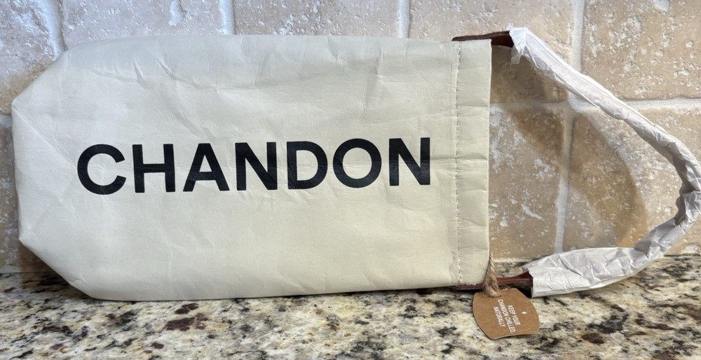 Domaine Chandon Insulated Washable Paper Chiller Bag – New with tags Travel Tote