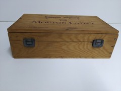 Mouton Cadet Baron Philippe de Rothschild Vintage Wine Box France