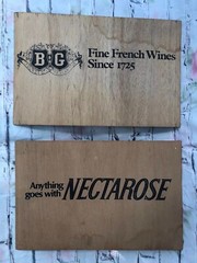 Vtg Julius Kayser B&G Brolio Black Tower Partager Wine Wooden Signs Advertising