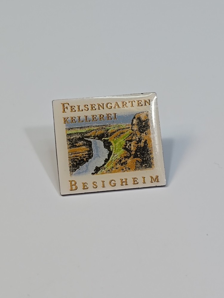 Felsengarten Kellerei Besigheim Lapel Pin German White Wine