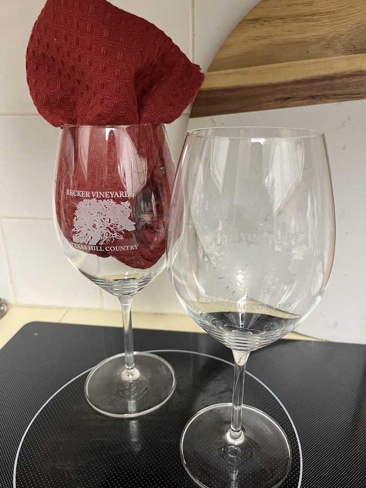 Becker Vineyards Texas Hill Country Crystal Glasses-8” Tall/Set Of 2
