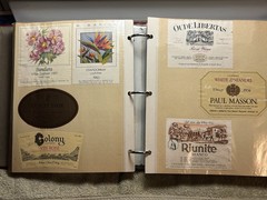 A LOT OF OVER 200 VINTAGE WINE AND LIQUOR BOTTLE LABELS