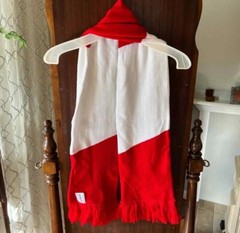 G.H. Mumm Champagne Embroidered Red And White Winter Scarf *BRAND NEW*