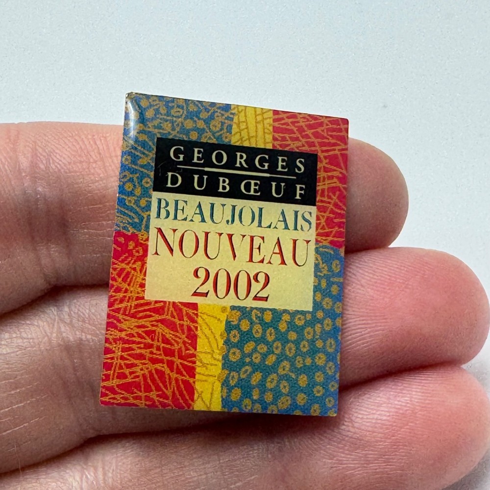 Vintage Georges Duboeuf Beaujolais Nouveau 2002 Wine Travel Lapel Pin