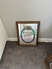 Vintage BARTLES & and JAYMES Premium Wine Cooler Logo ~ Bar Mirror ~ 19&Prime; x 15.5&Prime;