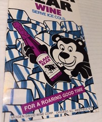 Vintage 1970s Black Bear Wine Promo Sticker Mogen David Chicago Westfield NY HTF