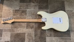 Riunite Wine Electric Promotional Guitar Game Room Man Cave Bar Pub Music Beer