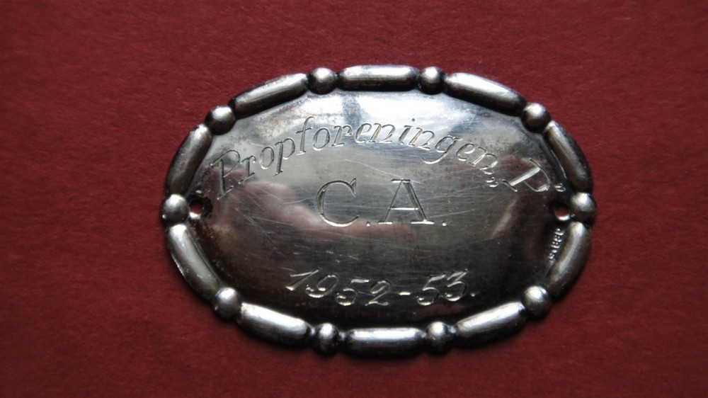 VTG SILVER 830 WINE BOTTLE LABEL / TAG PROPFORENINGEN F C. A. 1952-53 DENMARK