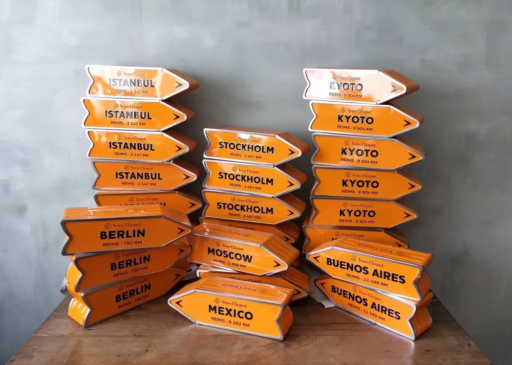 COMPLETE COLLECTION: All 29 cities VEUVE CLICQUOT Orange Arrow Tin Boxes