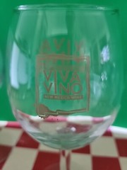 Set of 5 Viva Vino New Mexico Wine Festival 7&Prime; Glasses – Multi-Color Lettering