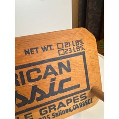 VTG California Table Grapes Wooden Wall Rack Produce Crate Advertising Sign Hook