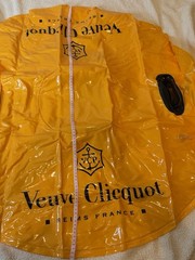 Veuve Clicquot Snow / Water Pool Inflatable Tube Ice Bucket Luxury NEW