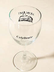 Mon Ami Catawba Island – Celebrate – Wine Glass – 7&Prime; Tall – Black Artwork