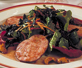 Salade de sabodet au Régnié et champignons des bois