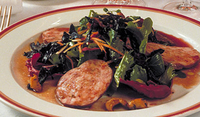 Salade de sabodet au Régnié et champignons des bois
