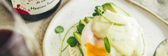 oeufs benedicte beaujolais nouveaux